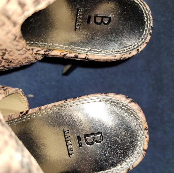 Bakers heels - Picture 2 of 11